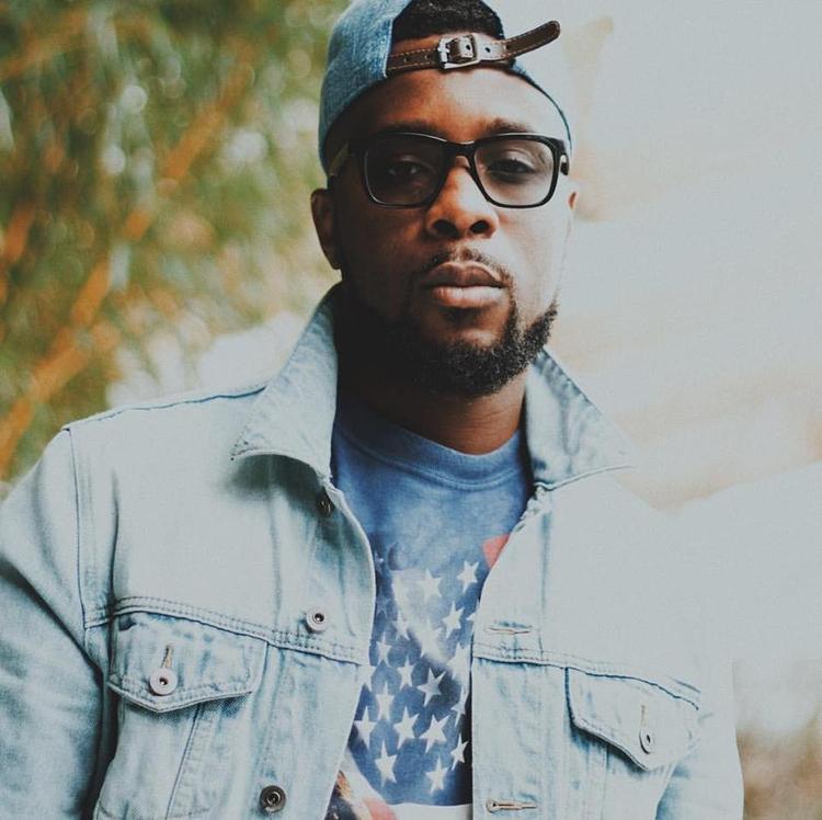Maleek Berry er født og opvokset i Sydlondon, men tog i 2010 Nigeria med storm, da han udgav et af årets største nigerianske hit, 'Carolina'. 