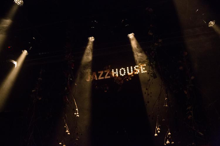 John Maus spillede sidste koncert i Jazzhouse i indre by i tirsdag. 
   Foto: Andreas Haubjerg