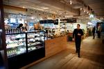 I dag åbner Tivoli Hjørnet officielt for offentligheden. Men faktisk har Tivoli Food Hall været åbent siden fredag d. 10 november og dermed afholdt en ugelang generalprøve. 