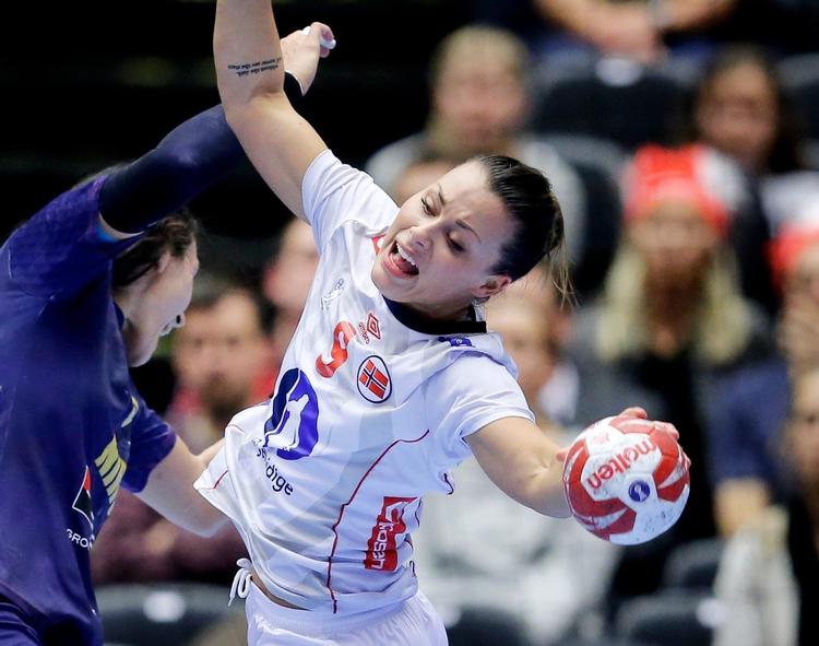 Norges Nora Mørk er også med ved VM-turneringen i Tyskland i næste måned. 
   