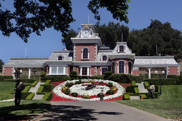 Neverland Ranch, hvor Michael Jackson boede indtil sin død i 2009, er nu blevet solgt  