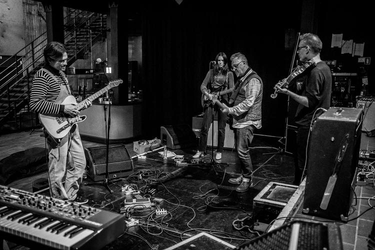 Musikerne har siden i mandags arbejdet sammen om at skabe helt ny musik til koncerten på lørdag. 