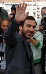 Den altid åbenmundede Eric Cantona påkaldte sig Didier Deschamps harme i 2016. 