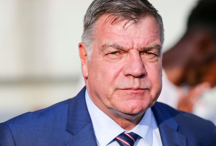 Erfarne Sam Allardyce har tidligere optrådt i rollen som 'brandslukker', men det er ikke gået lige godt hver gang, han har forsøgt sig.
   