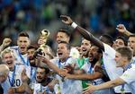 I 2014 blev Tyskland verdensmester for fjerde gang med en 1-0-sejr i finalen over Argentina, og tre år senere føjede Tyskland finalesejren ved Confederations Cup (billedet) til med endnu en 1-0-sejr over Chile. 