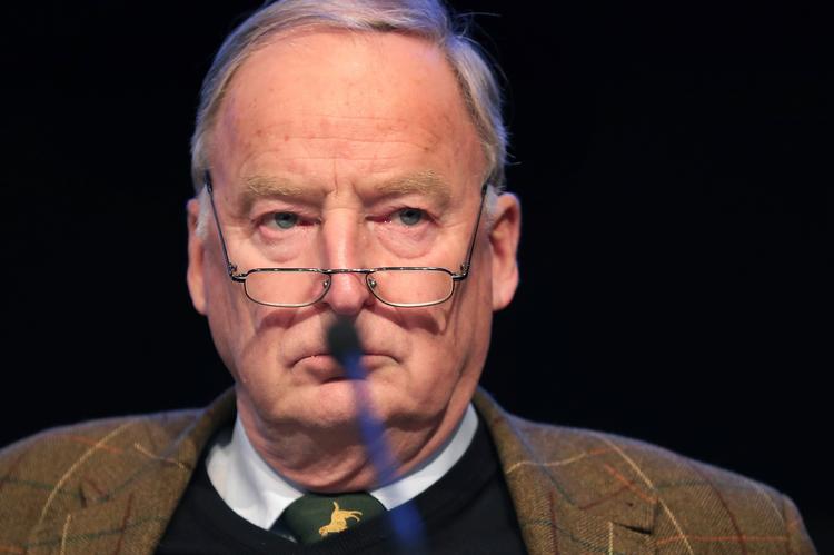 
     Alexander Gauland er valgt som en af partiets to formænd. 