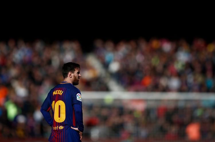 Med sin nye kontrakt er Lionel Messi angiveligt verdens bedst betalte fodboldspiller.  