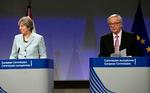 Theresa May og Jean-Claude Juncker fortæller om forhandlingerne. 