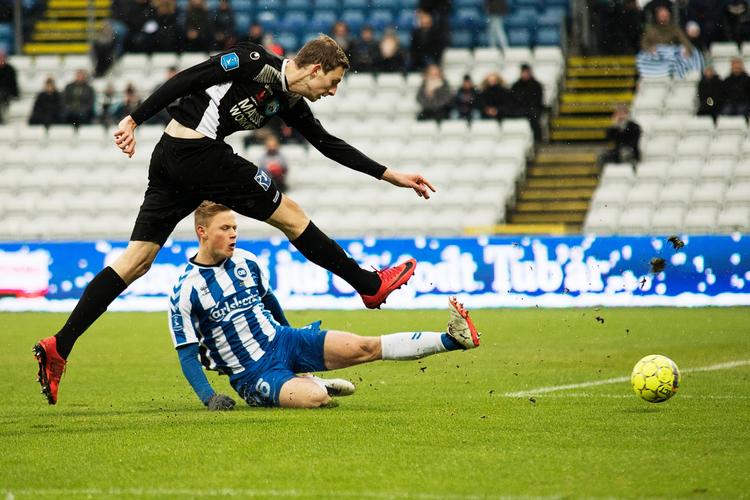 Gustaf Nilsson lavede begge Silkeborgs mål i Odense.
   