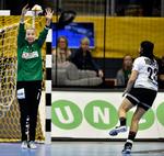 Sandra Toft har reddet Tysklands tre første straffekast.
   