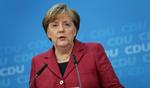 Den tyske forbundskansler Angela Merkel har fordømt afbrændingerne af jødiske symboler. 