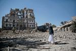 Arkivfoto af det bombede palads i den yminitiske hovedstad Sanaa, som blev bombet af Saudi Arabien. 