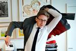  Skatteminister Karsten Lauritzen (V) fotograferet på sit kontor i Skatteministeriet.  