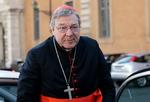 Australiens mest indflydelsesrige katolik, kardinal George Pell, er tiltalt for flere tilfælde af sexmisbrug. 