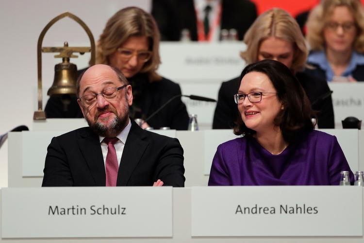 Martin Schulz vil stadig ikke love, at SPD indgår i en regering med Angela Merkels kristenkonservative parti. 