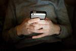 Det nye er, at vi nu kan trække mobilen op af lommen og åbne appen for at følge med i investeringerne og kaste flere penge ind på aktiemarkedet, og det forventer porteføljemanageren, at vi vil se meget mere af i fremtiden. 