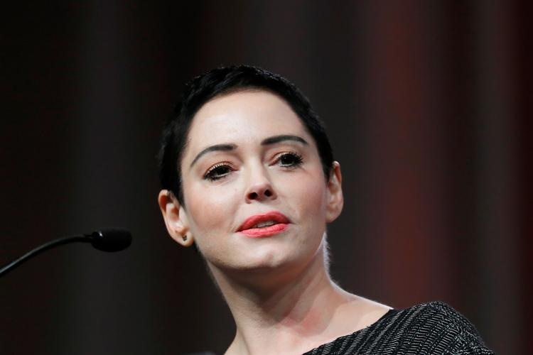 Rose McGowan var en af de første til at stå frem med navn i New York Times' afsløring af filmmogulen Harvey Weinsteins mangeårige chikane og overgreb på kvinder.  