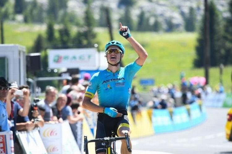 Jakob Fuglsang vinder 8. etape i Critérium du Dauphiné og cementerer sin samlede triumf. 