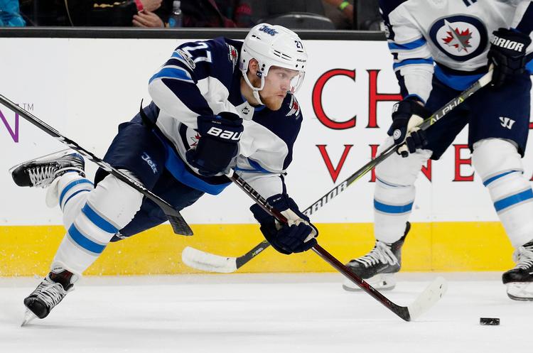 Nikolaj Ehlers fra Winnipeg Jets er blevet en profil i NHL som 21-årig, og landsholdet kan på sigt få en spændende frontfigur i den danske wing.   