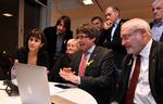 Den tidligere præsident for det regionale selvstyre Carles Puigdemont følger valgets gang fra Belgien.   