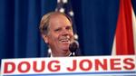 Doug Jones har vundet en plads i senatet. 