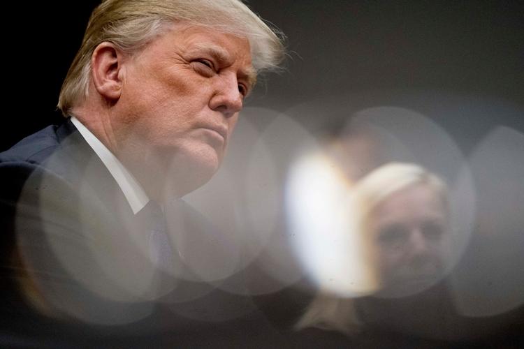 Donald Trump giver ikke meget for en ny og meget omtalt bog skrevet af den amerikanske journalist Michael Wolff.
    