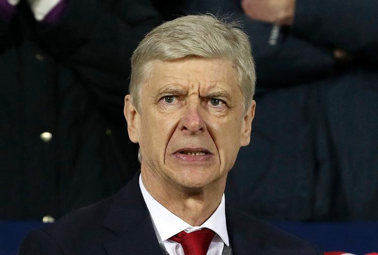  Arsene Wenger har i løbet af ugen understreget, at ahn føler, at alt for mange kendelser er gået mod Arsenal i denne sæson.  
