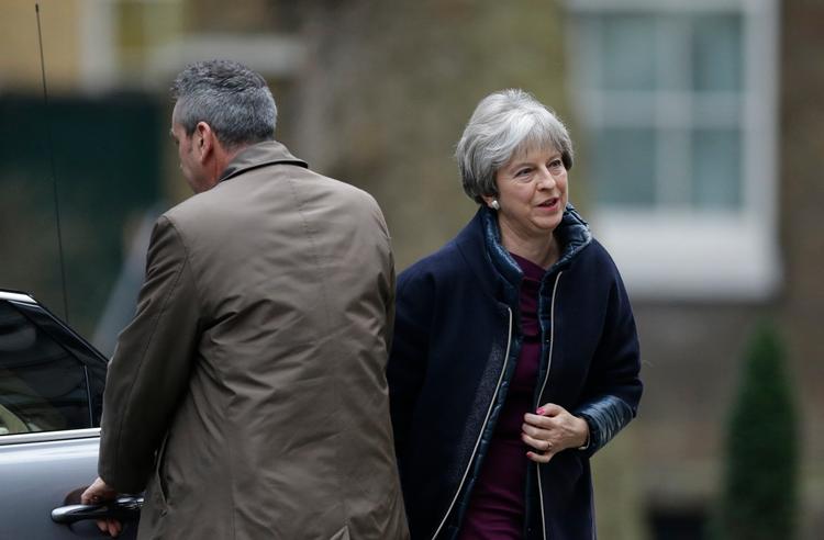 Theresa May fotograferet tidligere i dag, før hun lancerede sin ministerrokade.  