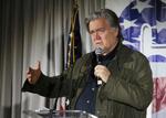  Steve Bannon forlader Breitbart News. 