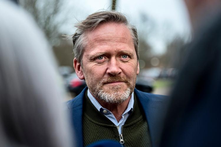 Anders Samuelsen ankommer til Liberal Alliances hovedbestyrelsesmøde i Nyborg. 