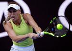 Caroline Wozniacki er kommet godt i gang ved Australian Open i Melbourne, hvor hun er seedet til at nå finalen.
  
   