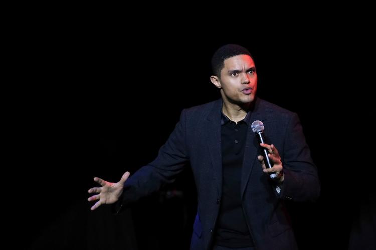 Siden han overtog rollen som vært for 'The Daily Show', har han vundet flere tv-priser, forfattet en bog om sin opvækst i Sydafrika og skrevet flere stand up-shows. 