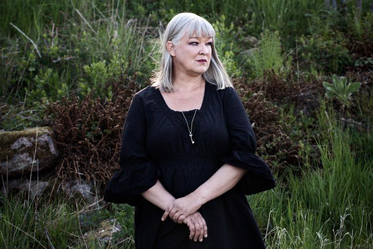 Forfatter og journalist Synnøve Søe blev 55 år.   