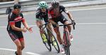 Richie Porte på vej mod sin flotte sejr på kongeetapen i Tour Down Under - endnu med sin australske landsmand Jay McCarthy på hjul. Foto: Tour Down Under/John Vaege. 