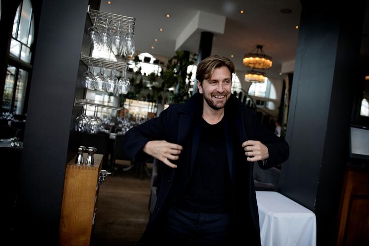 Ruben Östlund vinder prisen for sin instruktion af filmen 'The Square' 