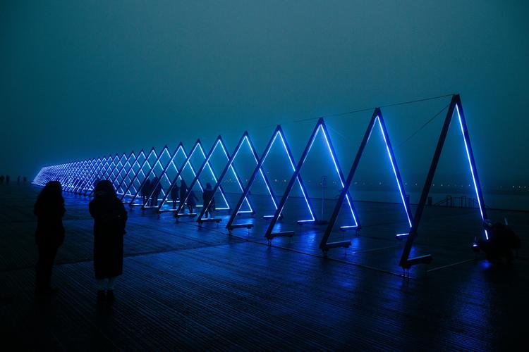 Modtagelsen af "The Wave", der er skabt af lysdesignkollektivet Vertigo (tidl. Obscura Vertigo), var over al forventning sidste år, og derfor bliver “The Wave” sat op igen i år fra den 4. februar til vintertidens slutning d. 25. marts.  