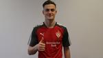 En enkelt pokalkamp er det blevet til på førsteholdet i Borussia Dortmund for Jacob Bruun Larsen, der nu er udlejet til VfB Stuttgart. 