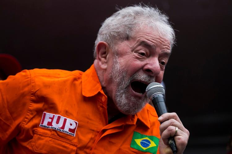 Luiz Inacio 'Lula' da Silva er blevet idømt en lang fængselsstraf. For hans tilhængere er der tale om en politisk motiveret dom. 