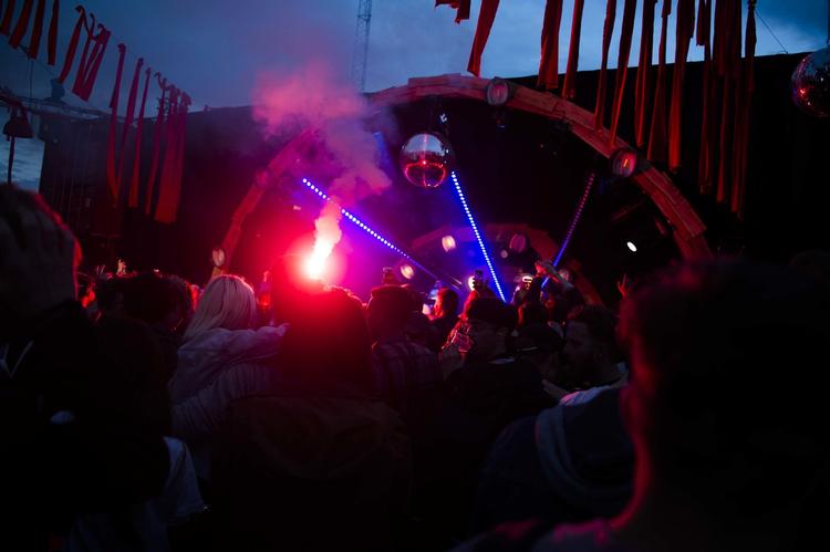 Der er masser af techno på Distortion Ø på Refshaleøen igen i år. 
   