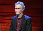 Hans Abrahamsen bliver næste års modtager af Léonie Sonnings Musikpris. I øjeblikket arbejder den danske komponist på en ny opera efter H.C. Andersens 'Snedronningen'.  