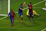 Da FC Barcelona i 2009 vandt Champions League-finalen 2-0 over Manchester United blev målene scoret af Samuel Eto'o (tv.) og Lionel Messi (th.) Eto'o vandt desuden Champions League i 2006 med Barcelona, da han også scorede i finalen mod Arsenal, og i 2010 med Inter. 