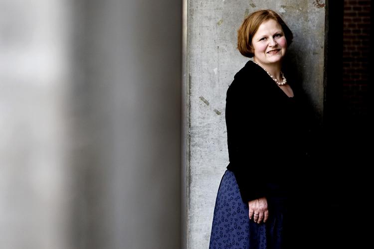 Formand for rektorforeningen Danske Gymnasier afviser, at gymnasierne har behov for et værktøj til at udelukke elver fra elevråd, hvis de har problemer med at passe skolen. For elevrådet er også at passe skolen, mener hun. 