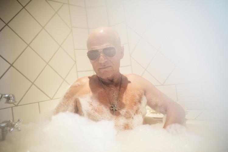 Morten Sabroe udgav for nylig bogen '32 centimeter'. Anmelderne har generelt givet den middelmådige karakterer, det finder Sabroe sig ikke i. Andreas Haubjerg/POLFOTO