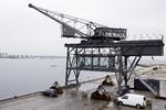 The Krane i Københavns Nordhavn er indrettet i en gammel kulkran med et enkelt luksuriøst værelse. Design og luksus har afløst fortidens benhårde arbejde med lastning af kul.  