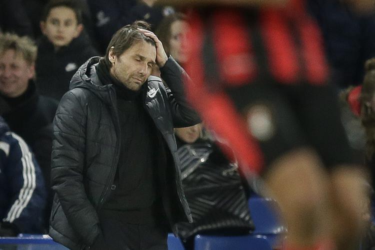 Det er en hård tid for succesvante Antonio Conte i spidsen for Chelsea i øjeblikket. Flere grimme nederlag har skabt krise for italieneren.
   
