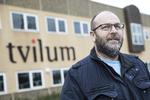 Fællestillidsmand på den konkursramte møbelfabrik Tvilum-Scanbirk i Fårvang Frank Andersen har grund til at glæde sig.  