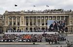 14. juli 2017 overværede Trump og Macron bastilledagsparaden i Paris. 