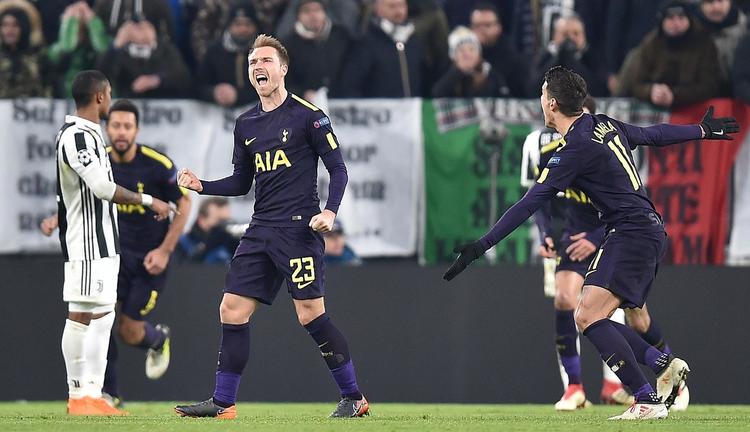 Så skal der fejres. Christian Eriksen har udlignet mod Juventus, og det skaber stor optimisme før returkampen i næste måned.
   