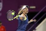 I første sæt var Caroline Wozniacki bagud 4-2, men efter 
 tiebreak vandt hun sættet.
   