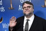 Guillermo del Toro har instrueret filmen, der er nomineret til flere priser ved Oscar-uddelingen.   Chris Pizzello/AP